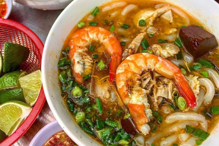 Food Tour Hải Phòng